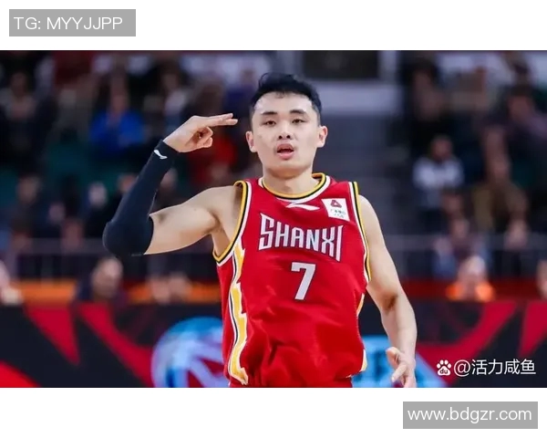 山西原帅五记三分球助力球队逆转胜利展现超强实力