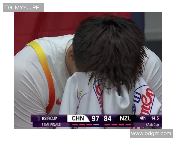 赵睿在比赛中的防守表现分析与战术价值探讨