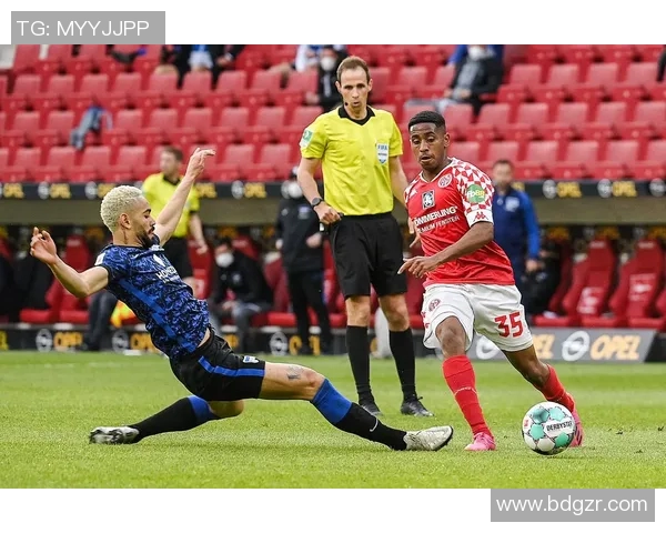 柏林赫塔客场争取胜利，因战平法兰克福共分1分