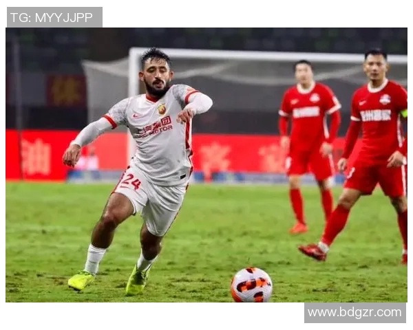 嵩山对战三镇聚焦蒋光太表现与球队战术博弈分析