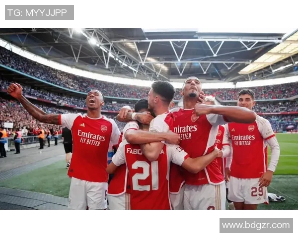 萨卡双响助力阿森纳大胜对手展现强大实力