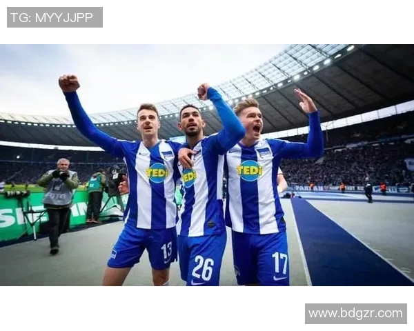 斯图加特主场大胜柏林赫塔,德甲赛场上演神奇逆袭! 斯图加特主场大胜柏林赫塔,德甲赛场上演神奇逆袭!