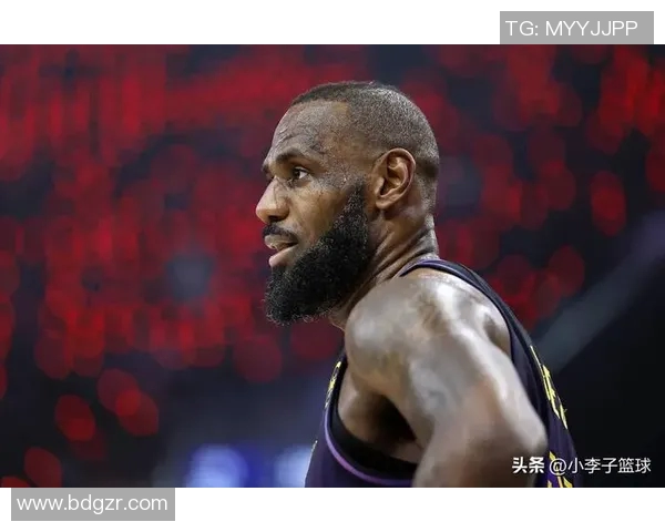 詹姆斯凭借出色表现率队取胜,成为湖人队夺冠关键先生 詹姆斯凭借出色表现率队取胜,成为湖人队夺冠关键先生